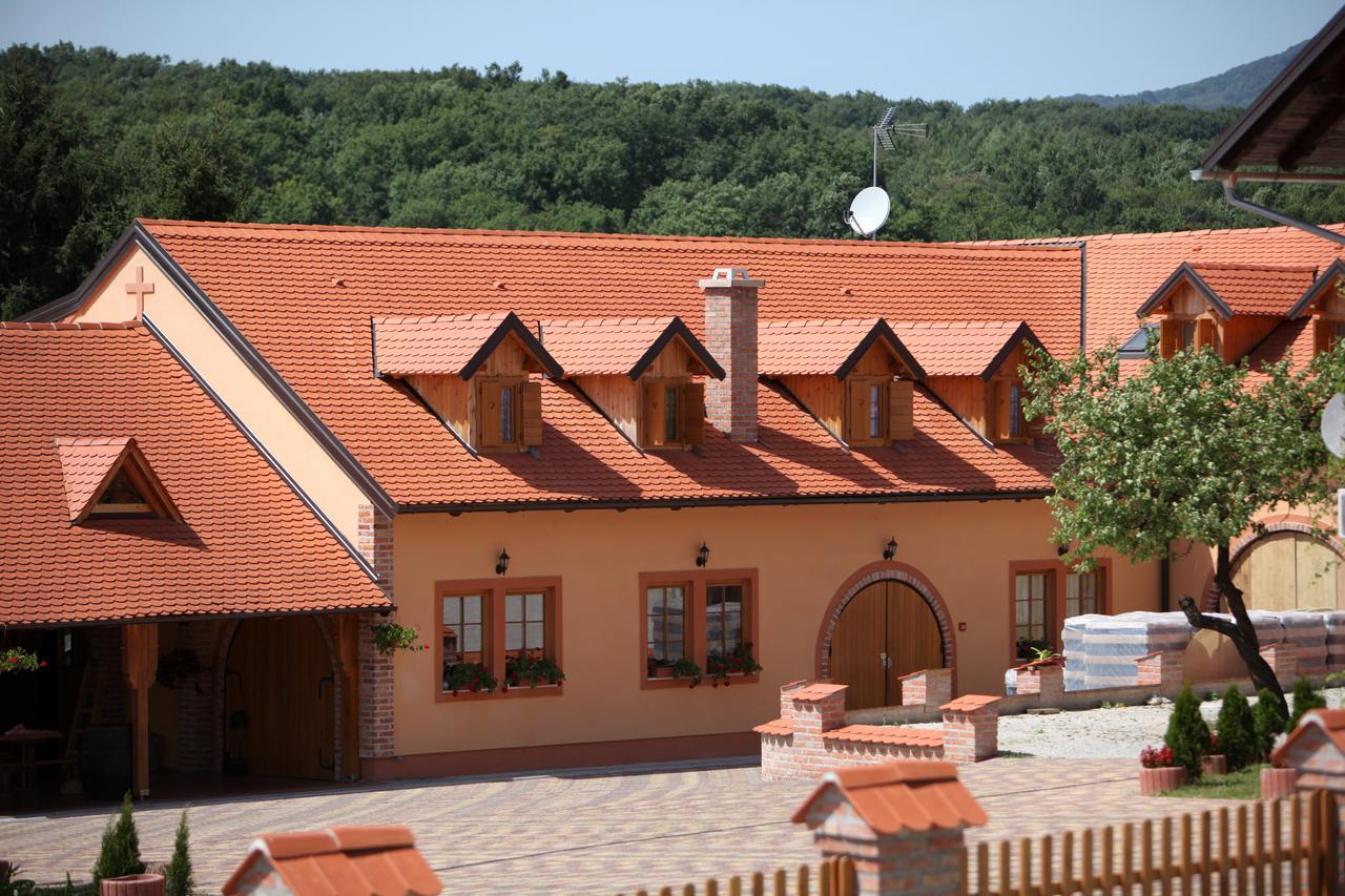 B&B Kolaric Ястребарско Экстерьер фото