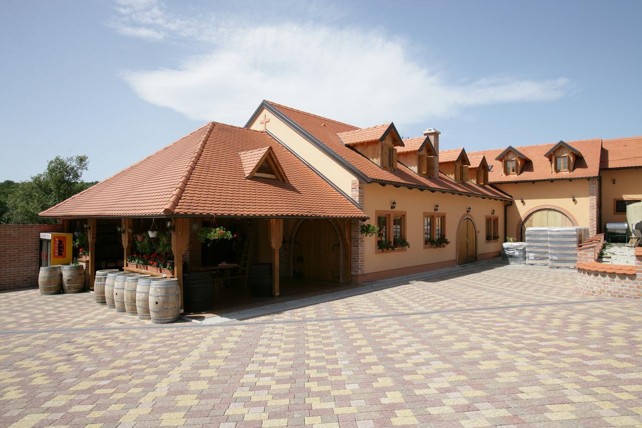 B&B Kolaric Ястребарско Экстерьер фото