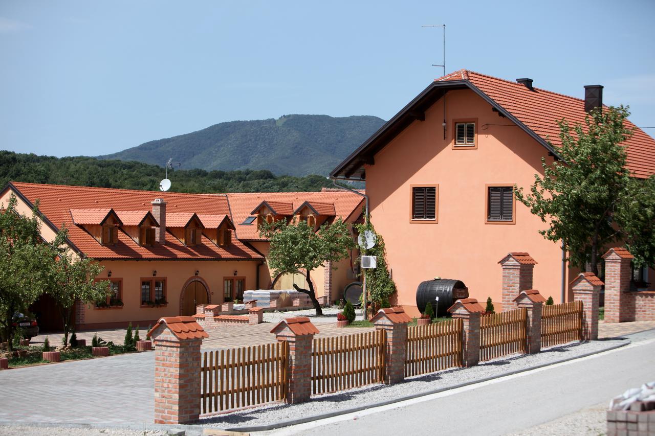 B&B Kolaric Ястребарско Экстерьер фото